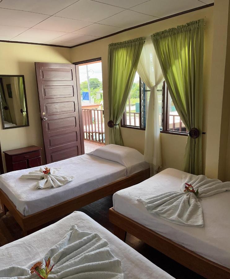 Hotel Sierpe River- Oleaje Sereno Екстериор снимка